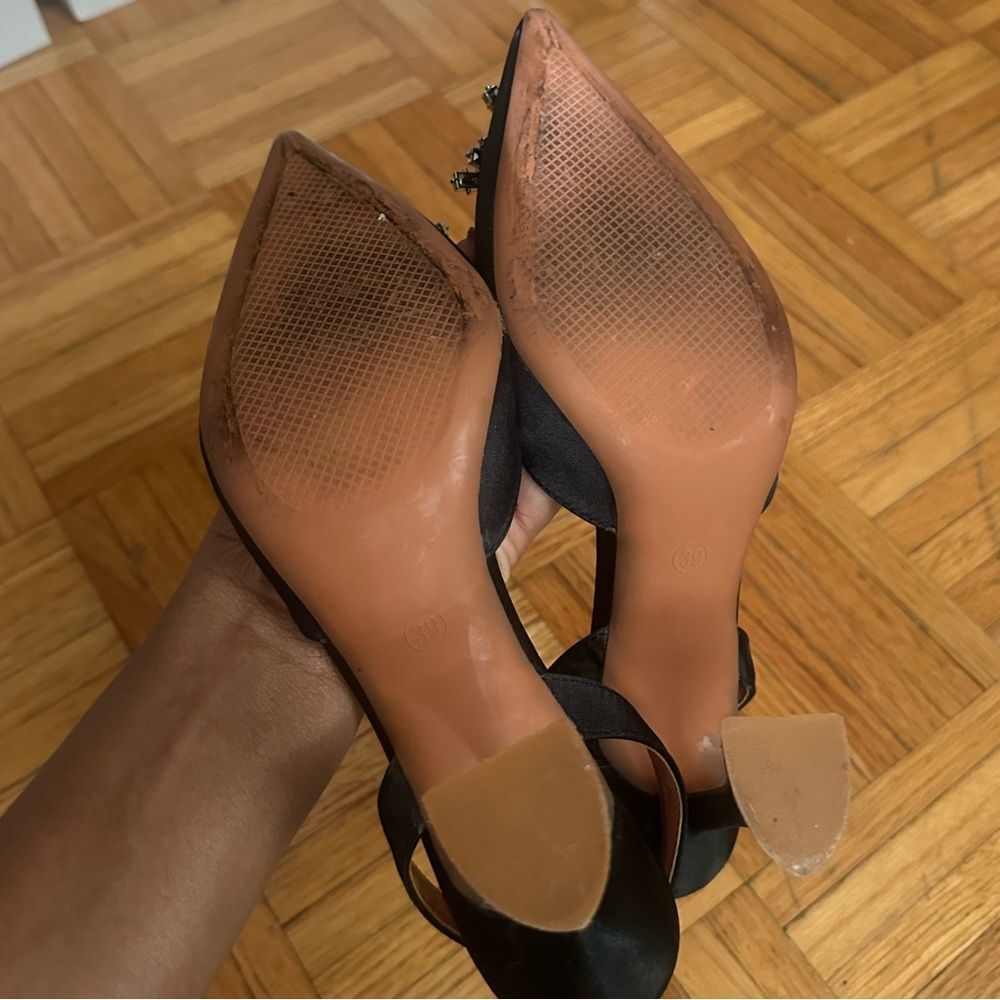 Elegant Black Slingback Heels with Crystal Embellishment - Picture 5 of 6